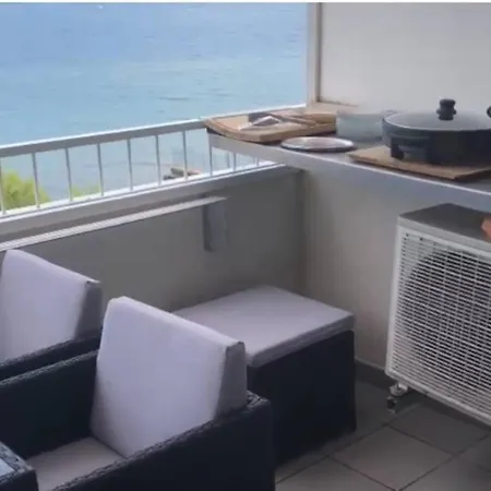 Apartment Les Pieds Dans L Eau, Vue Sur Les Iles D'or