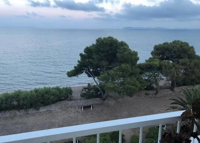 Les Pieds Dans L Eau, Vue Sur Les Iles D'or Ξενοδοχείο